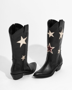 Czarne skórzane kowbojki damskie na obcasie, kozaki z aplikacjami w kształcie gwiazd