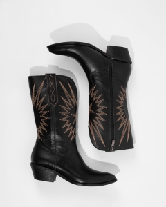 Czarne skórzane kowbojki damskie zapinane na zamek, kozaki na obcasie