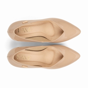 beżowe szpilki na obcasie