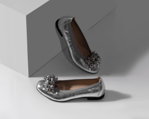 Skórzane buty na stabilnym obcasie. Baleriny idealne na wesele i inne uroczystości.