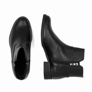 botki zimowe na płaskiej podeszwie