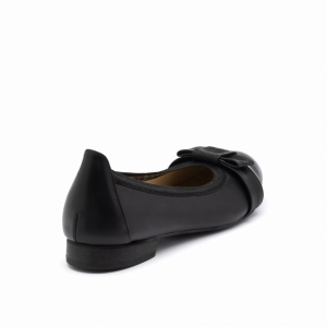 wygodne buty na płaskiej podeszwie